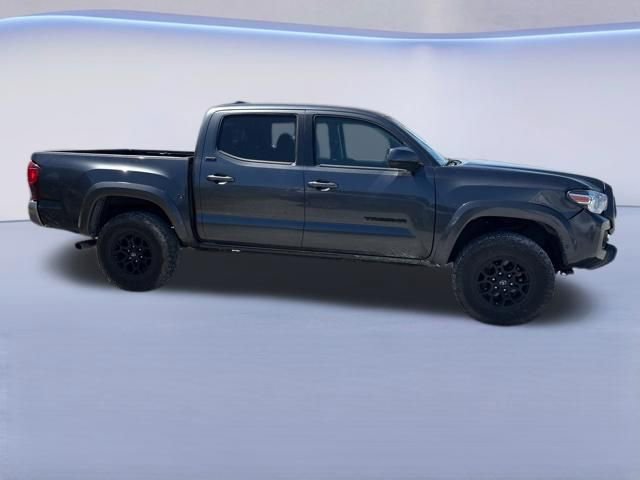 Used 2022 Toyota Tacoma SR5 image 3