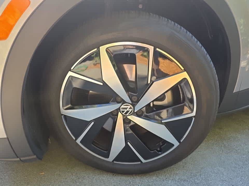 Used 2023 Volkswagen ID.4 Pro S RWD image 10
