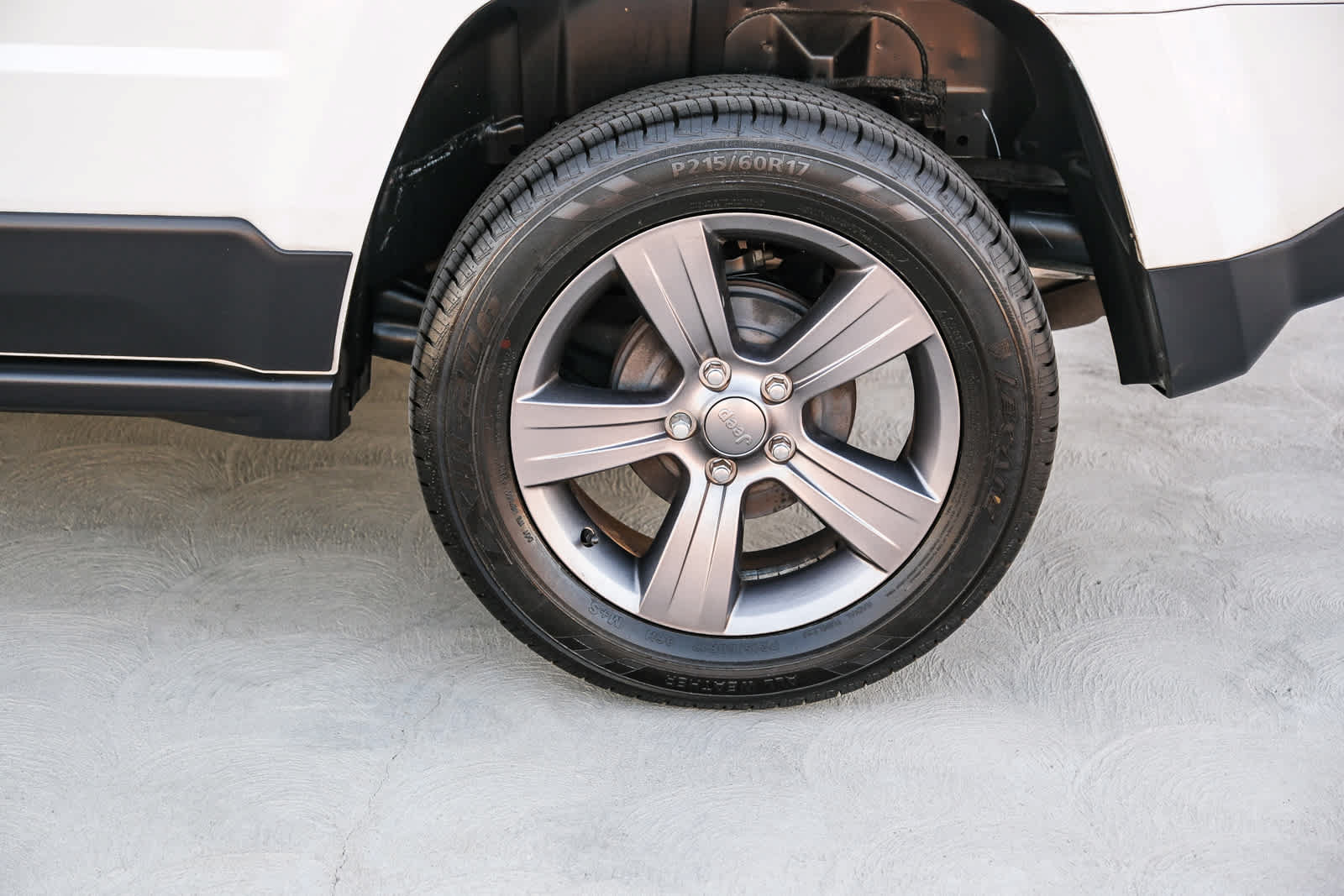 Used 2016 Jeep Patriot Sport FWD image 9