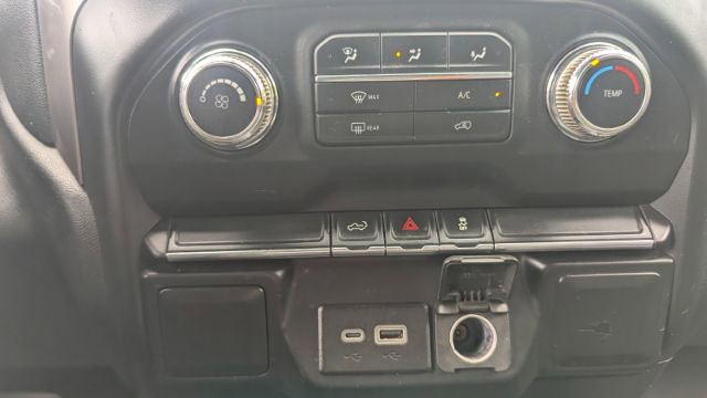 Used 2021 GMC Sierra 2500 4x4 Crew Cab w/ Convenience Package image 32