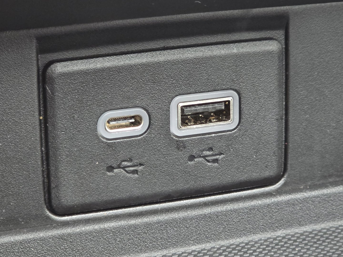 Certified 2022 Chevrolet Tahoe High Country w/ Premium Package image 13