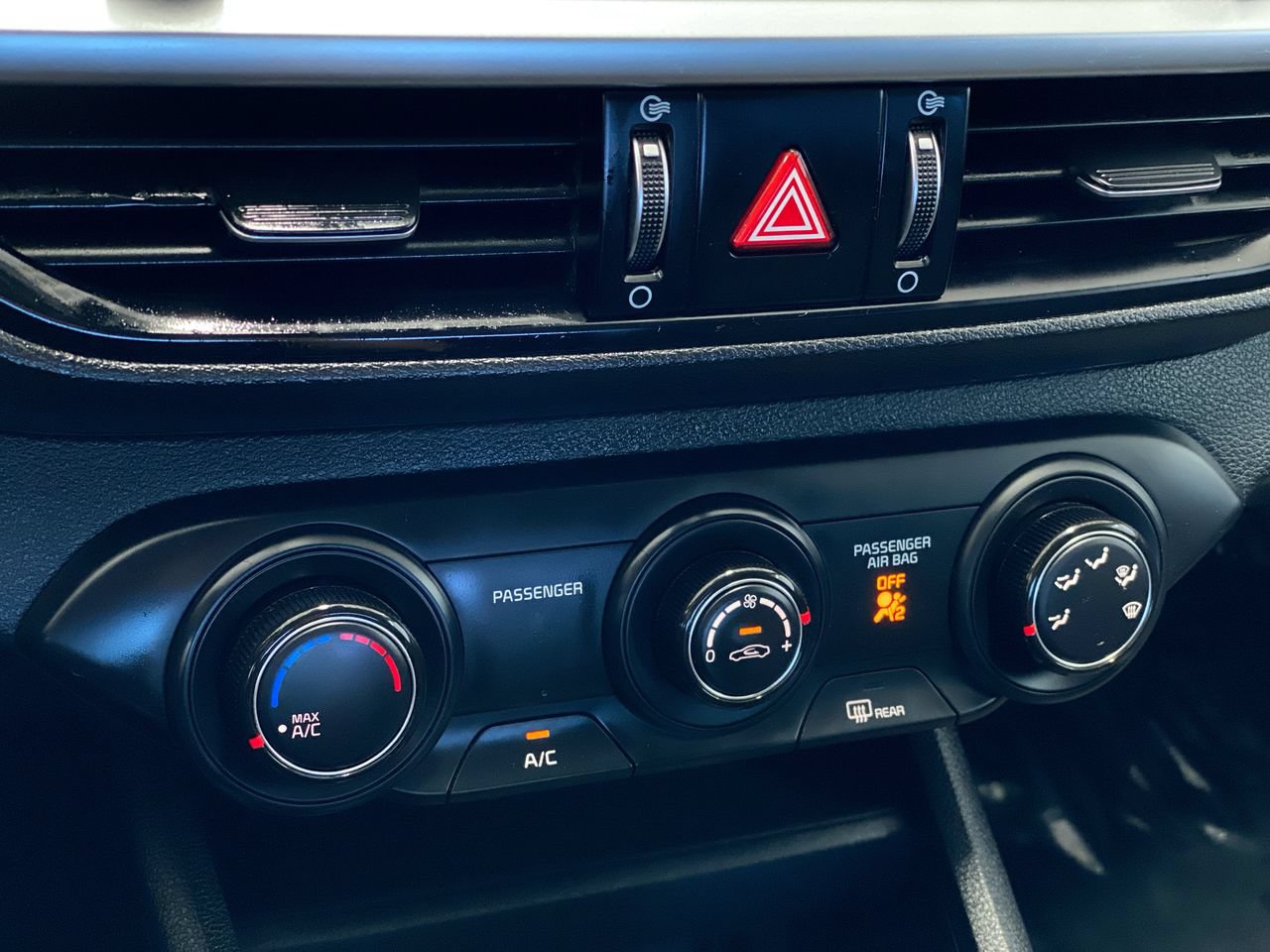 Certified 2024 Kia Forte LX FWD image 23