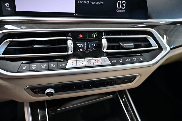 Used 2021 BMW X5 xDrive40i w/ Premium Package image 18