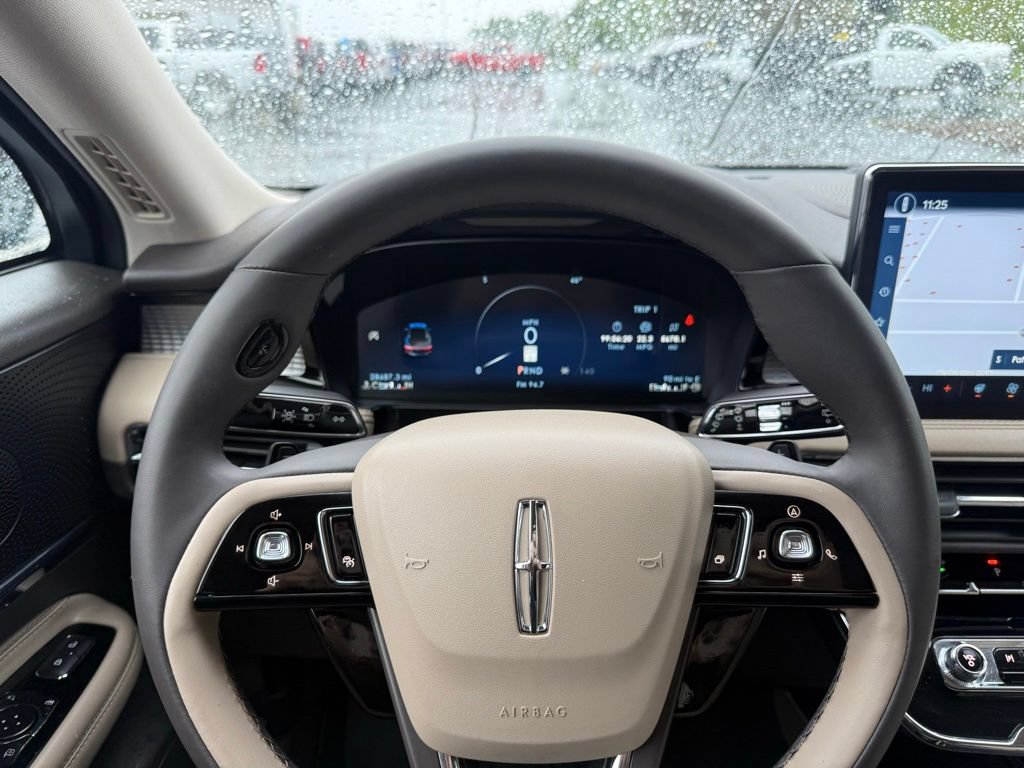 Used 2023 Lincoln Corsair AWD w/ Equipment Group 101A image 22