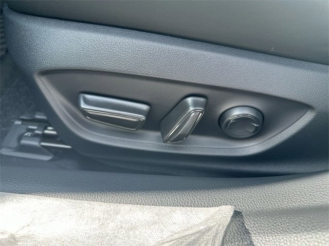 New 2026 Toyota Prius Plug-In Hybrid image 13