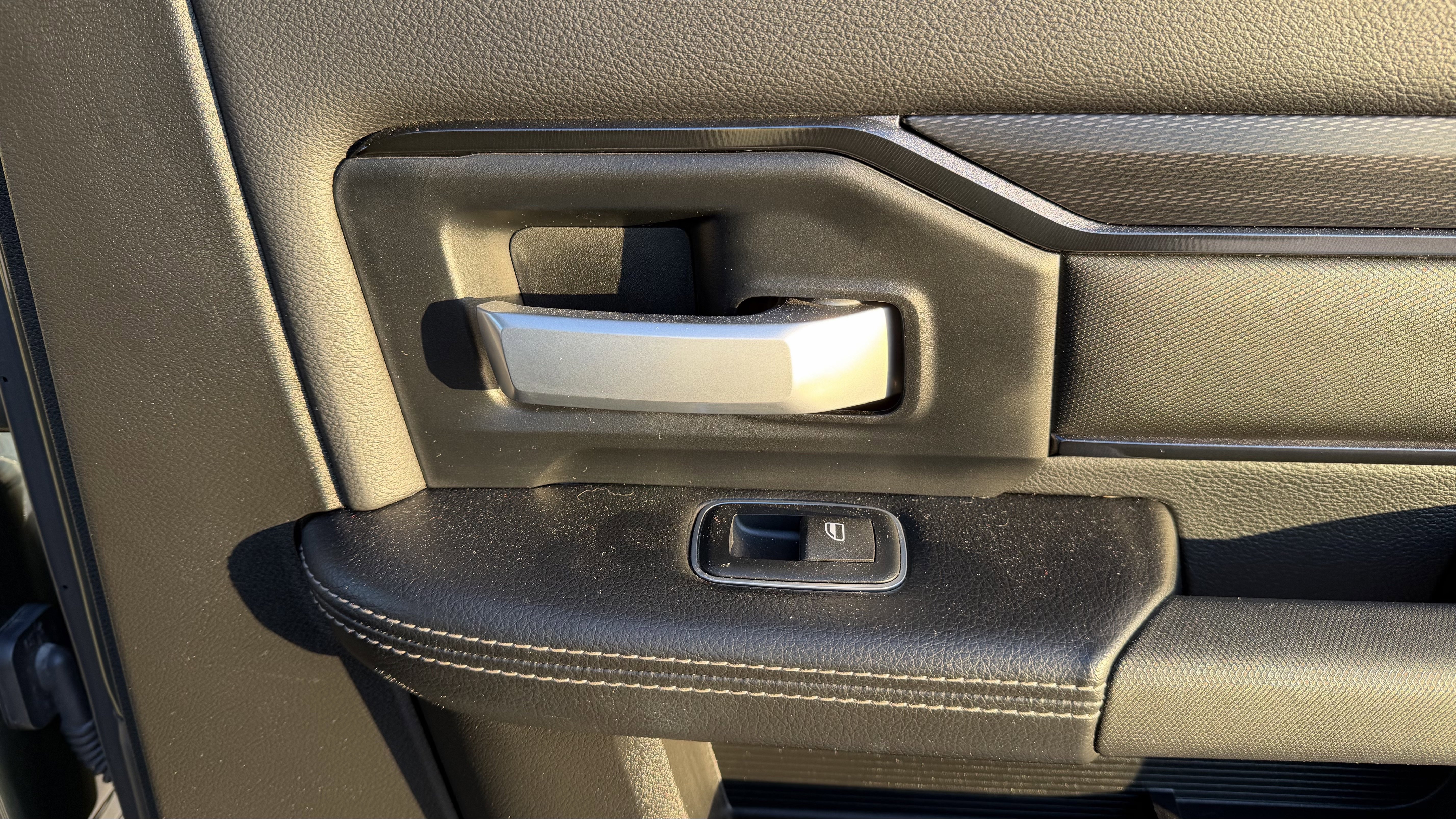 Used 2024 RAM 2500 Rebel w/ Towing Technology Group image 46