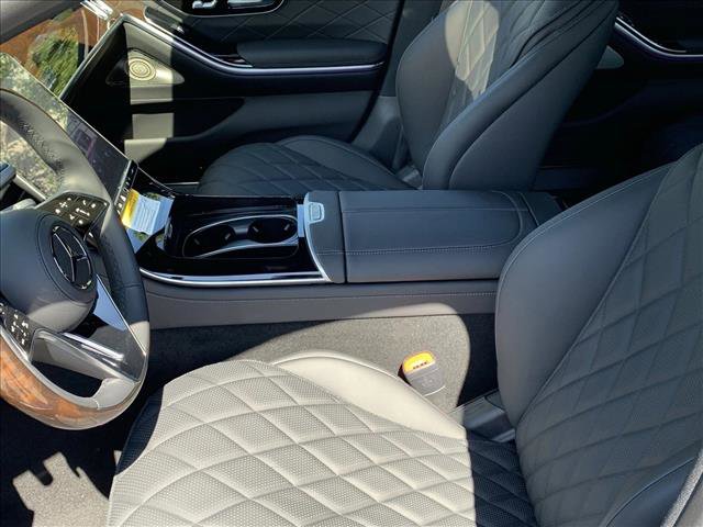 New 2026 Mercedes-Benz S 580e 4MATIC Sedan image 9