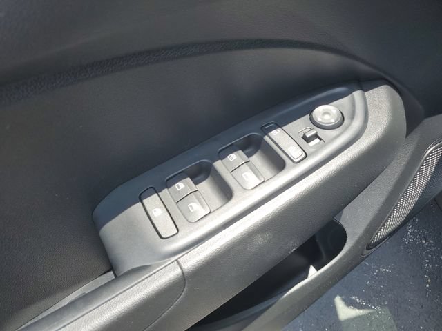 Certified 2024 Hyundai Venue SEL FWD image 20