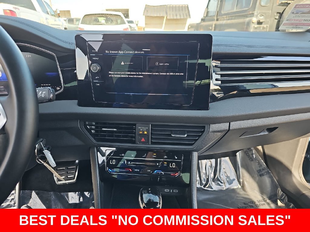 Used 2025 Volkswagen Jetta Sport FWD image 19