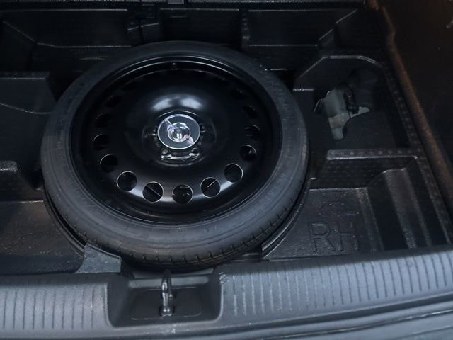 Used 2018 Chevrolet Cruze LT w/ Convenience Package FWD image 6