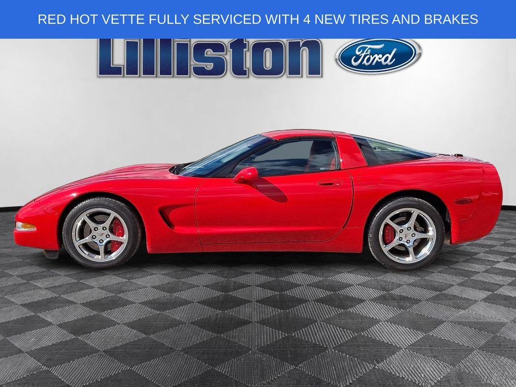 Used 2002 Chevrolet Corvette Coupe w/ Preferred Equipment Group2 RWD image 7