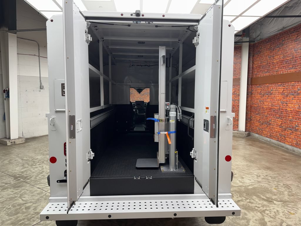 New 2026 Ford Transit 350 AWD image 8