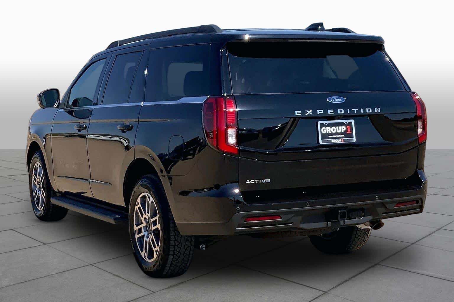 New 2026 Ford Expedition Active AWD/4WD image 12