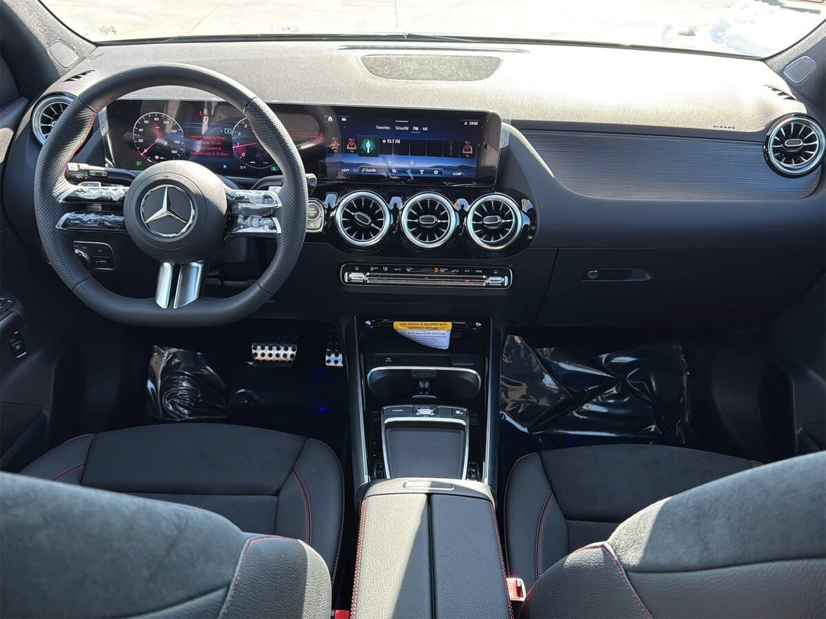 New 2026 Mercedes-Benz GLA 250 4MATIC image 10
