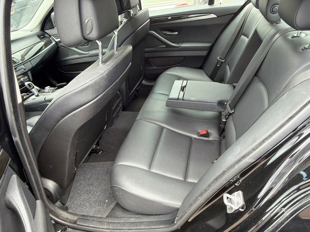 Used 2013 BMW 528i Sedan RWD image 12