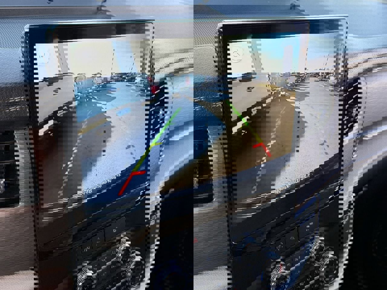 Used 2024 Ford Expedition Max Limited image 21