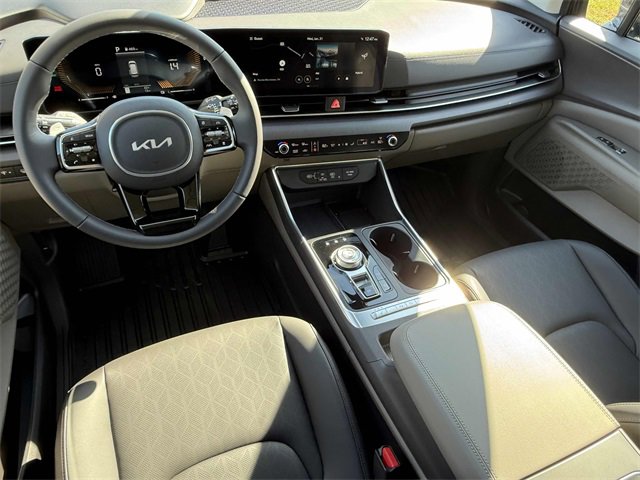 New 2026 Kia Carnival EX image 2