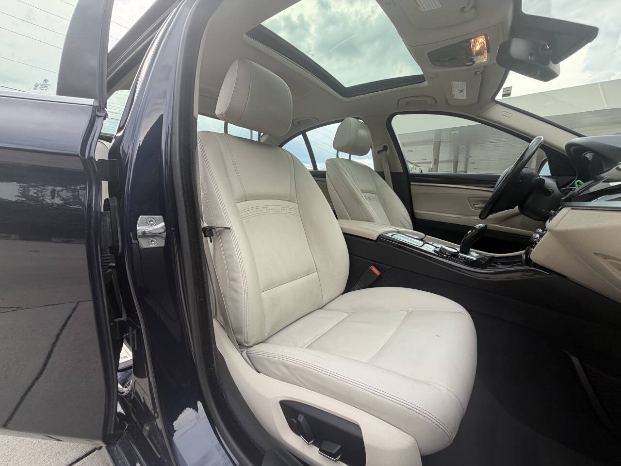 Used 2014 BMW 535d xDrive AWD/4WD image 8