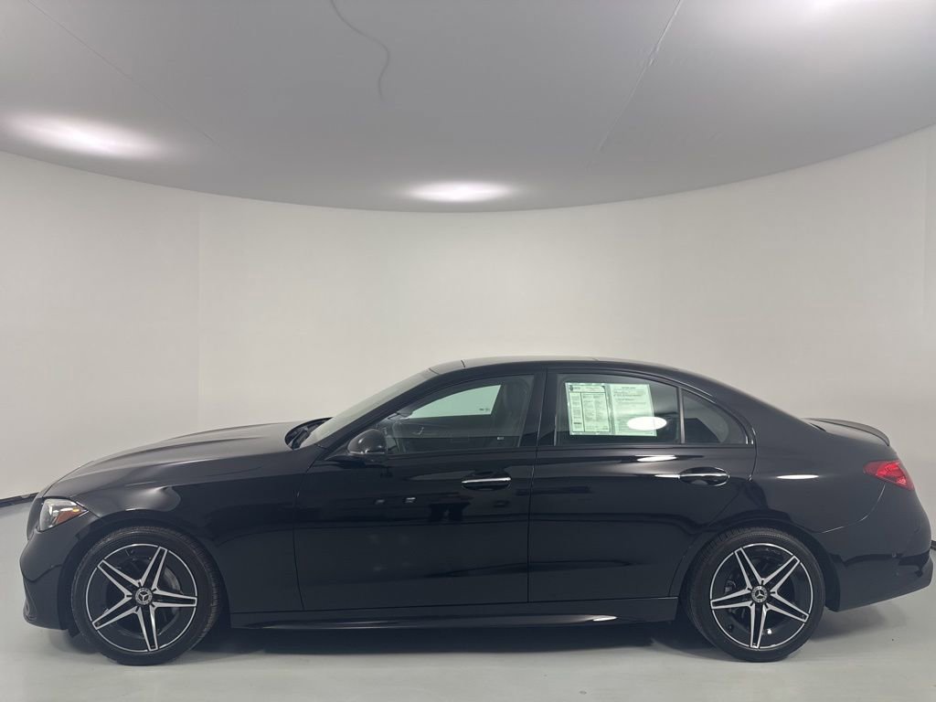 Used 2023 Mercedes-Benz C 300 4MATIC Sedan image 4