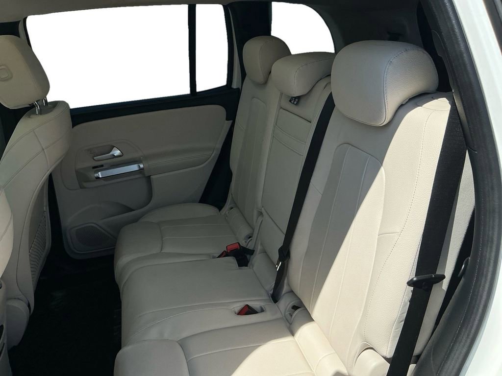 Used 2021 Mercedes-Benz GLB 250 image 21