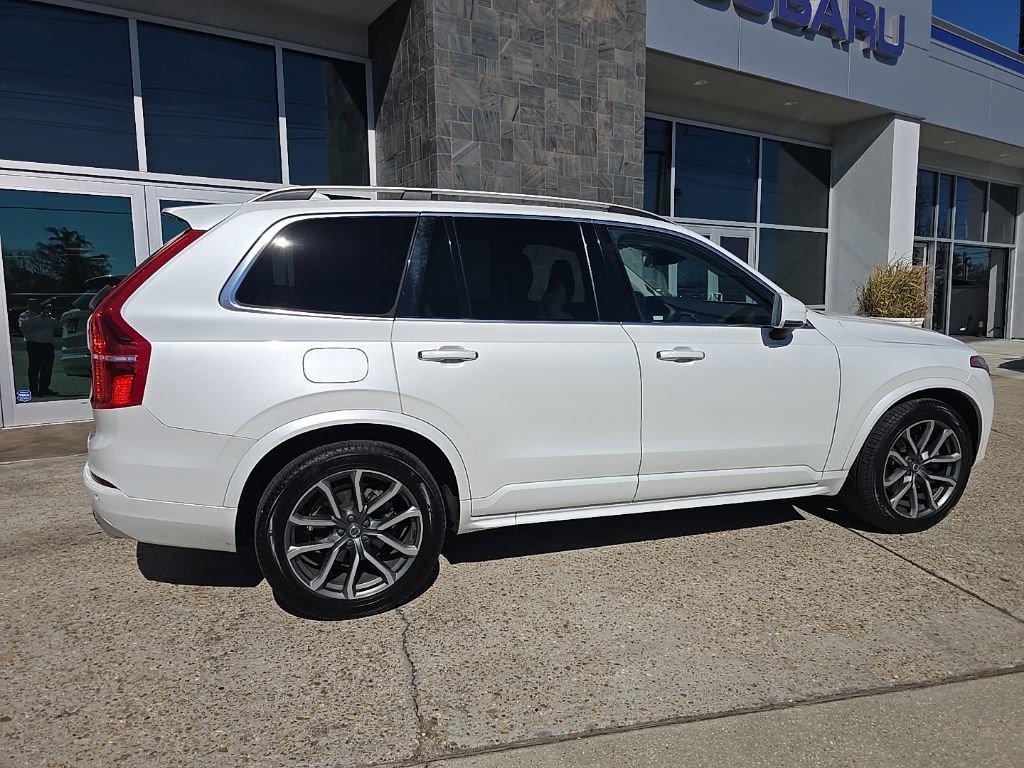 Used 2019 Volvo XC90 T6 Momentum w/ Protection Package Premier image 11