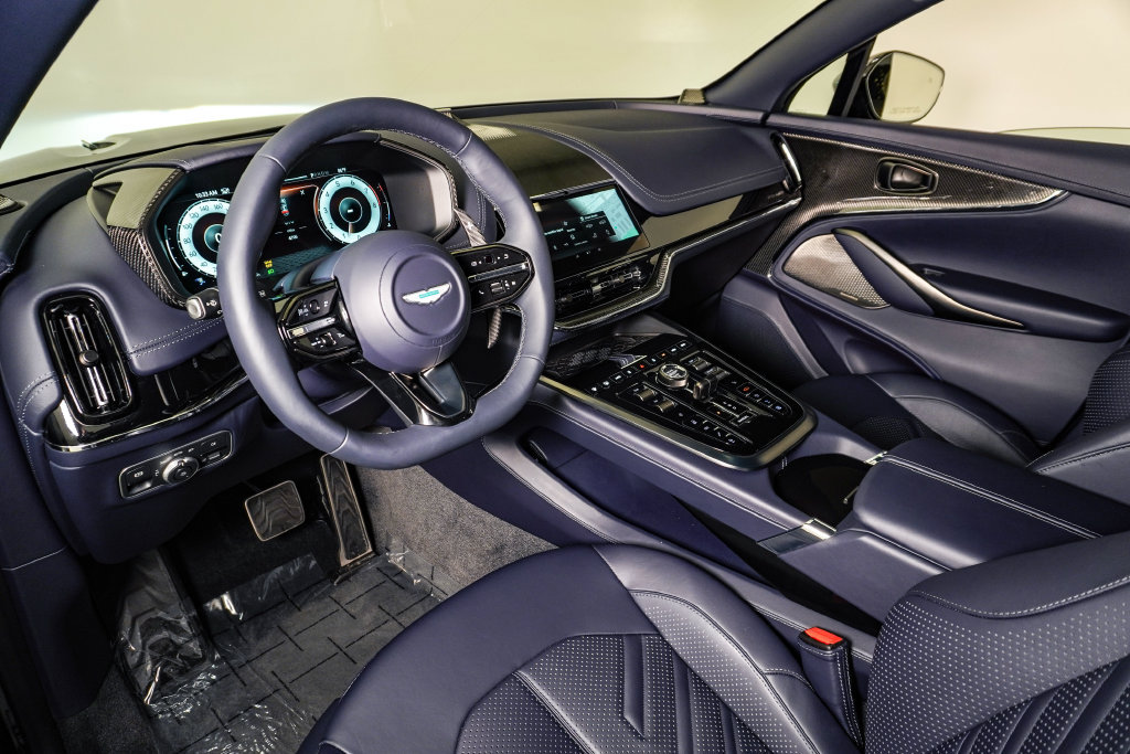 Used 2026 Aston Martin DBX 707 AWD/4WD image 24
