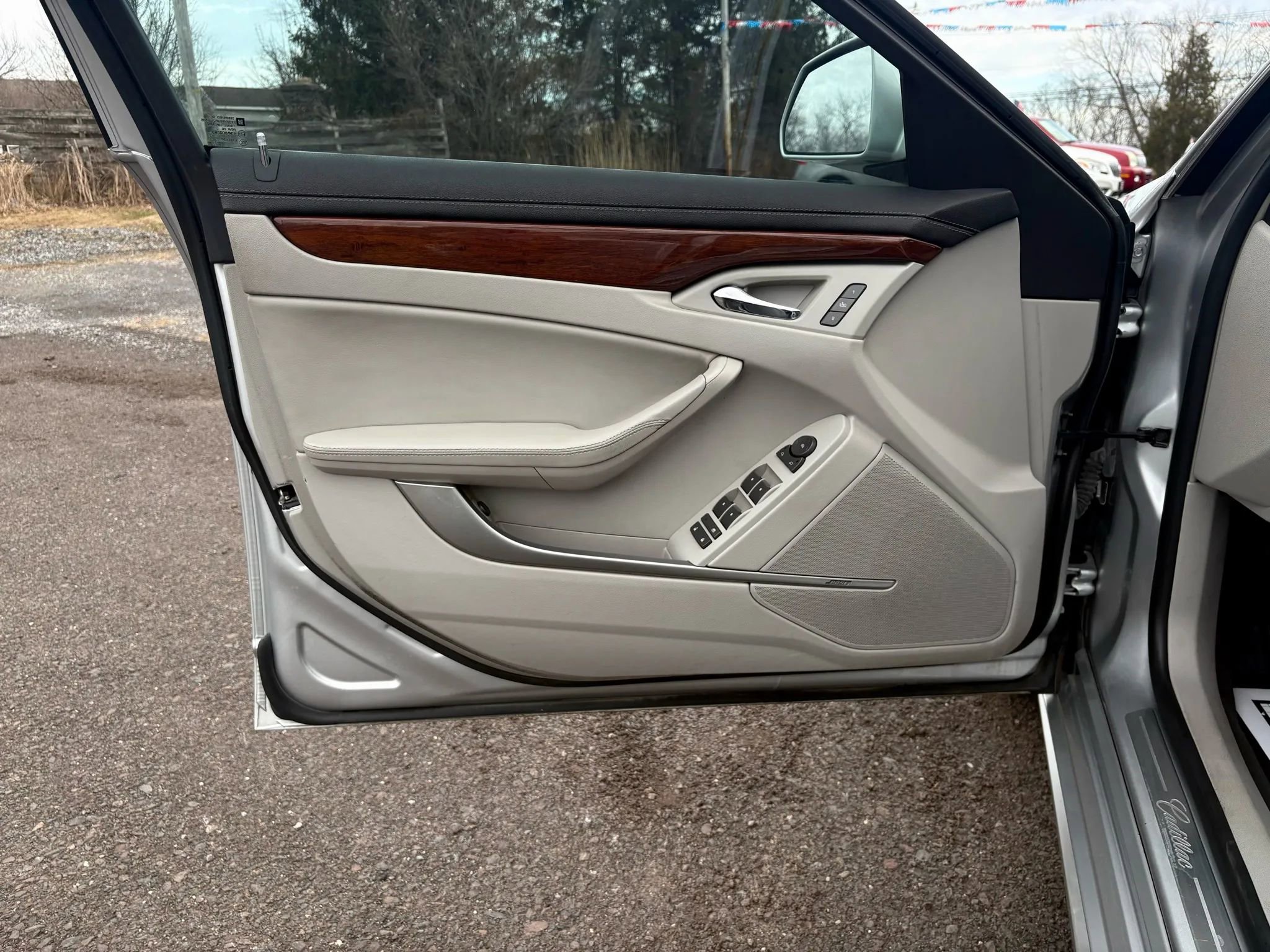 Used 2012 Cadillac CTS Luxury image 11