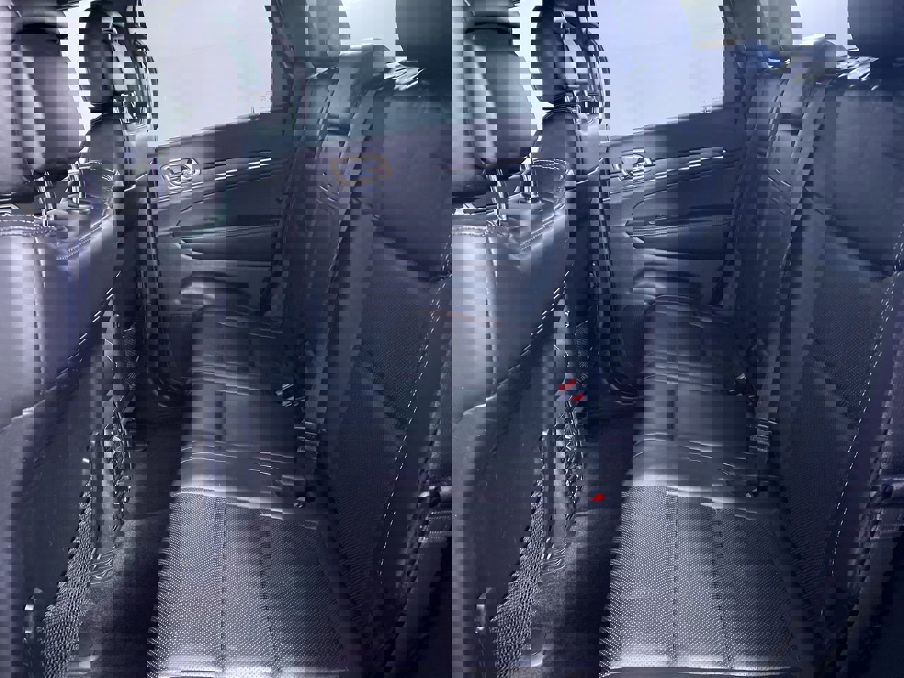 Used 2017 Jeep Grand Cherokee Limited w/ Luxury Group II image 14