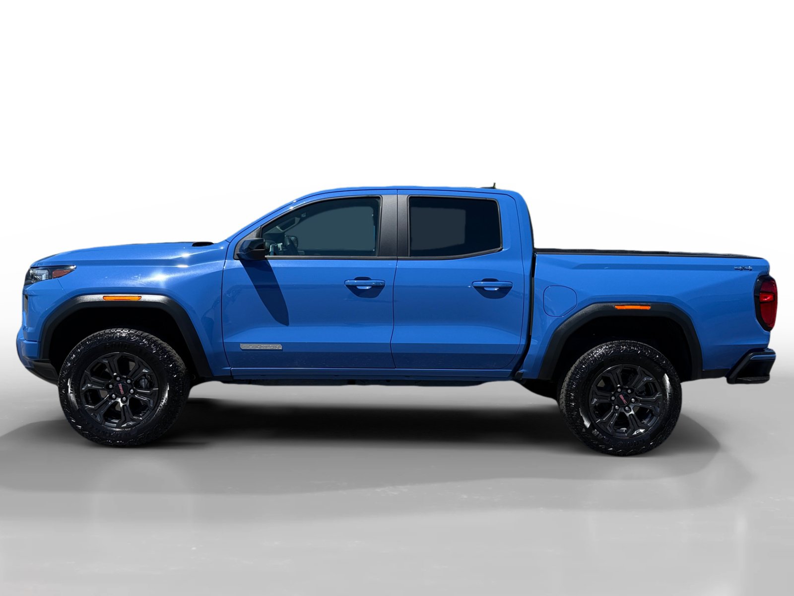 Used 2025 GMC Canyon Elevation w/ Convenience Package AWD/4WD image 2