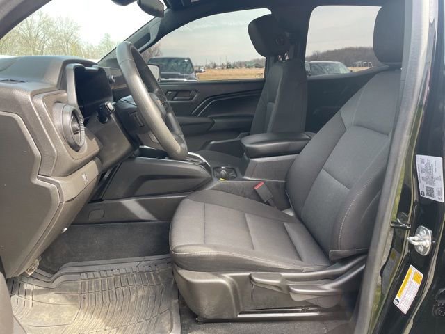 Used 2024 Chevrolet Colorado W/T w/ Safety Package AWD/4WD image 8