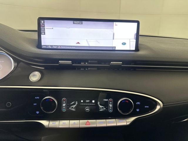 Used 2022 Genesis GV70 2.5T w/ Select Package image 23