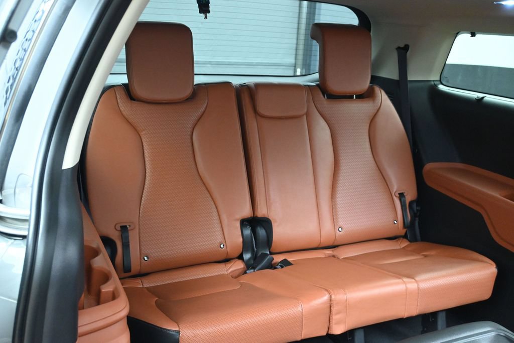 Used 2024 Kia Carnival SX Prestige FWD image 33