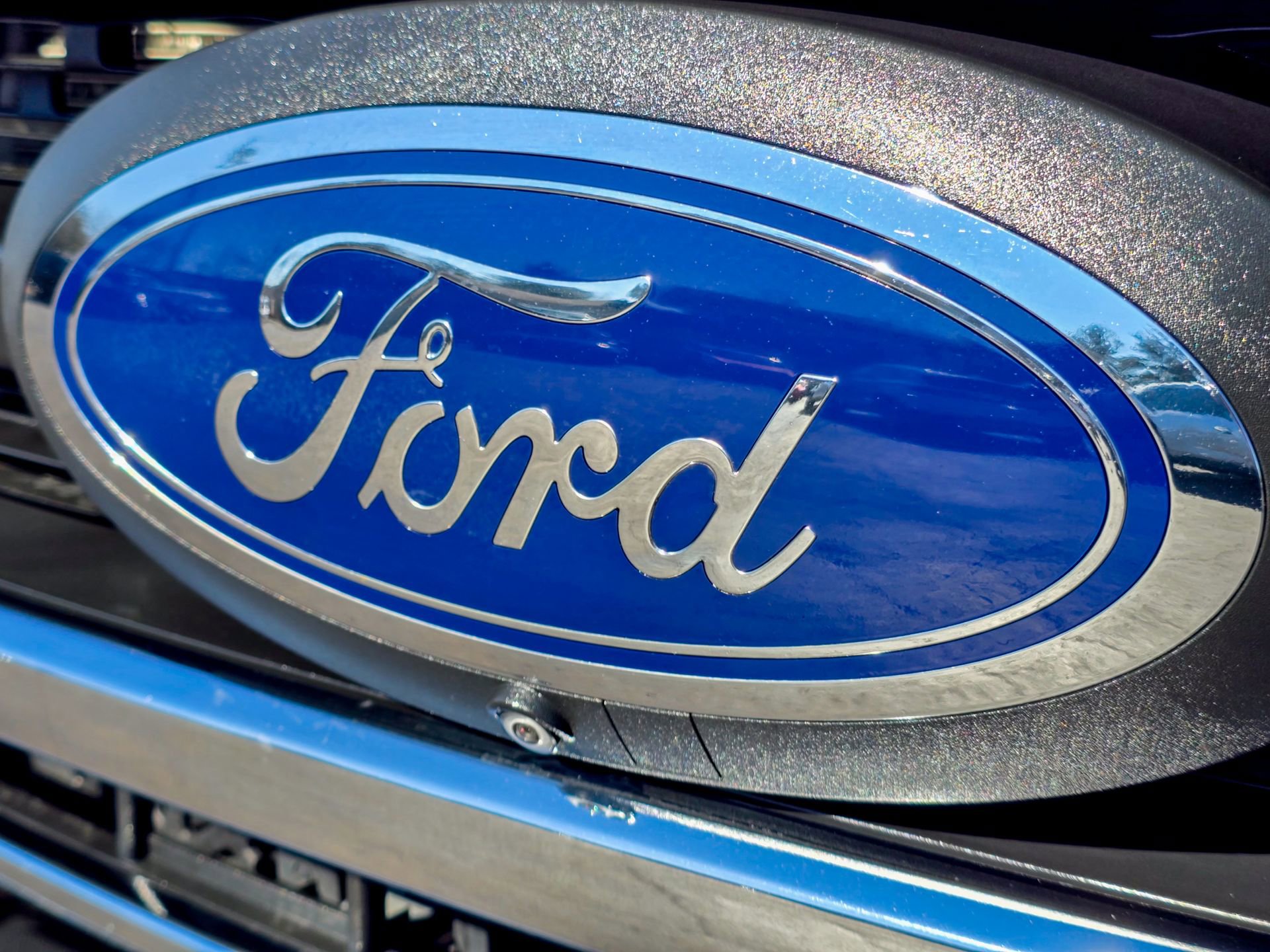 Used 2022 Ford F250 Lariat w/ Lariat Ultimate Package image 3