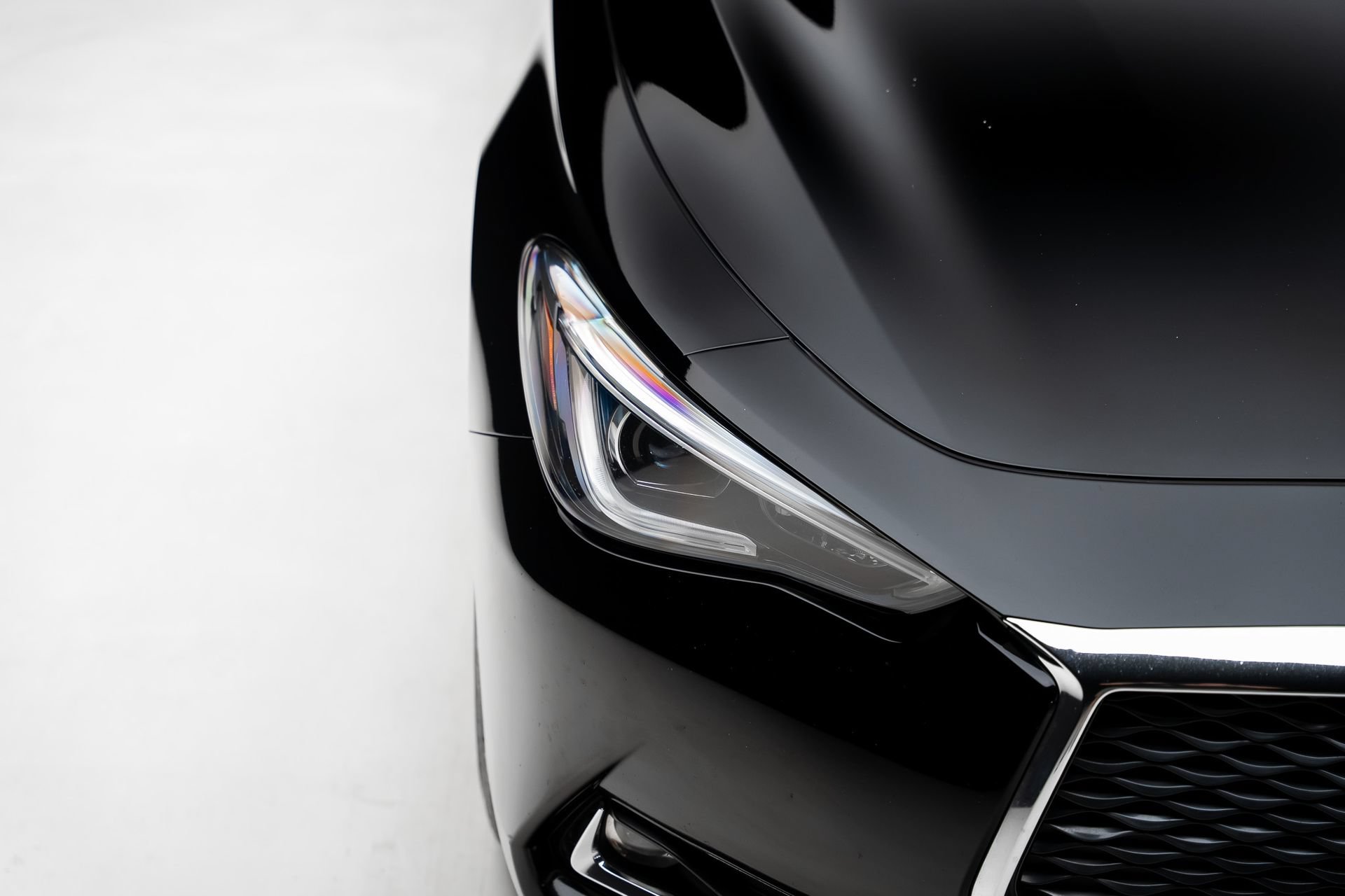 Used 2019 INFINITI Q60 3.0t Luxe AWD/4WD image 12