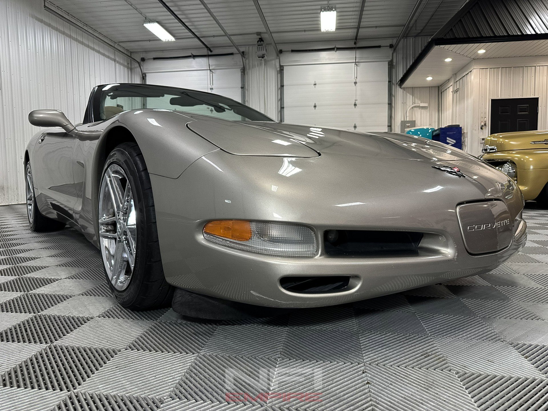 Used 2000 Chevrolet Corvette Convertible w/ Memory Pkg image 24