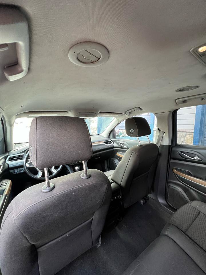 Used 2018 GMC Acadia SLE FWD image 10