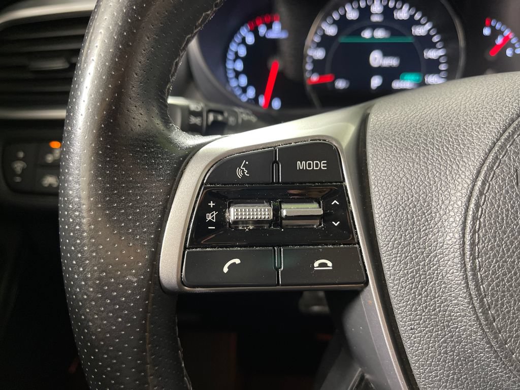 Used 2019 Kia Sorento SX FWD image 28