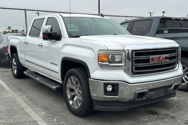 Used 2015 GMC Sierra 1500 SLT w/ SLT Crew Cab Value Package RWD image 2