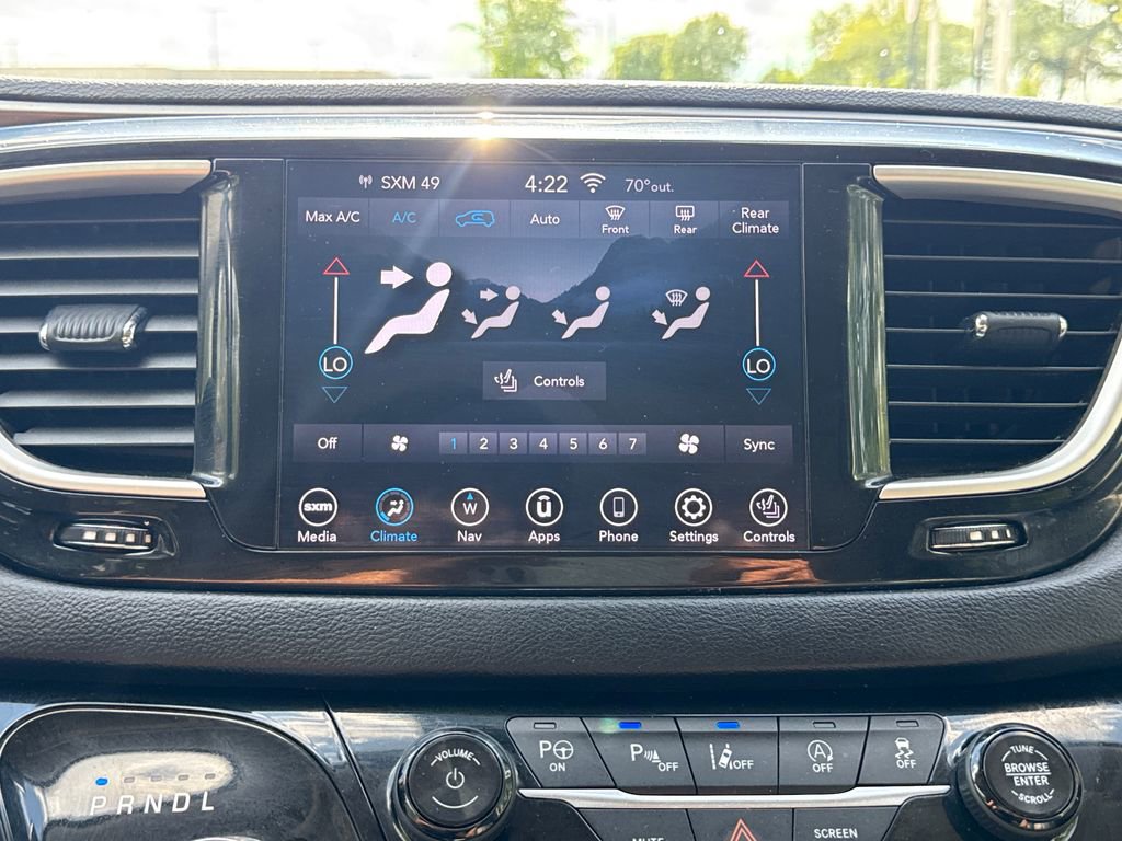 Used 2020 Chrysler Pacifica Touring-L Plus w/ Tire & Wheel Group image 24