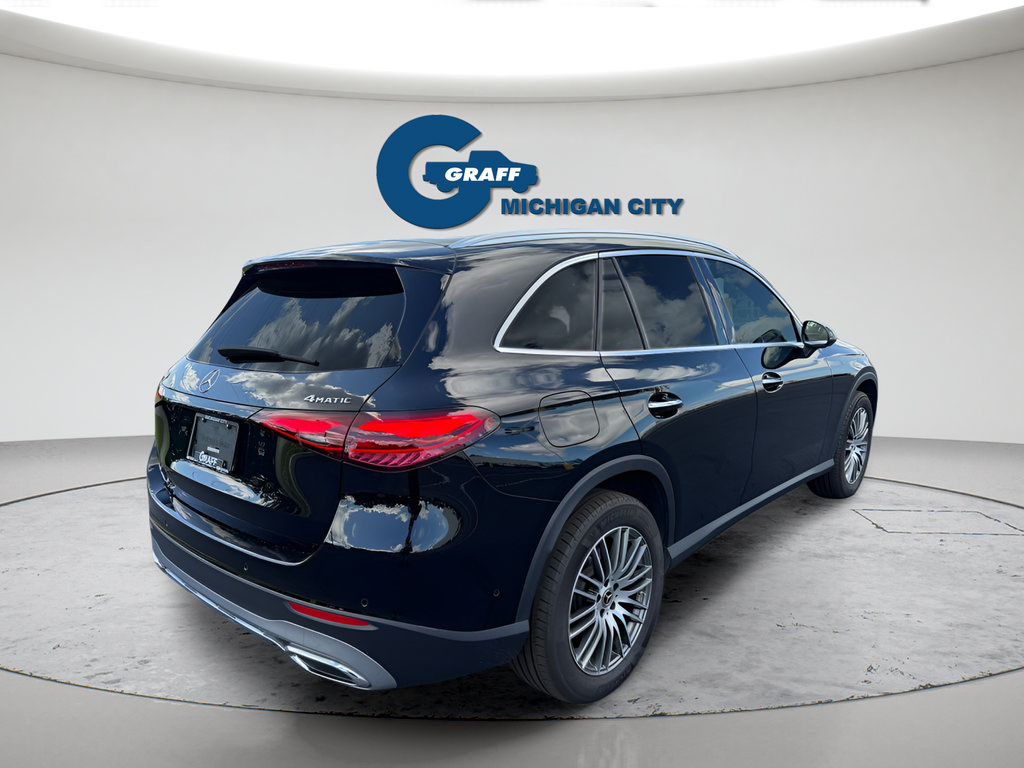 Used 2024 Mercedes-Benz GLC 300 4MATIC image 7
