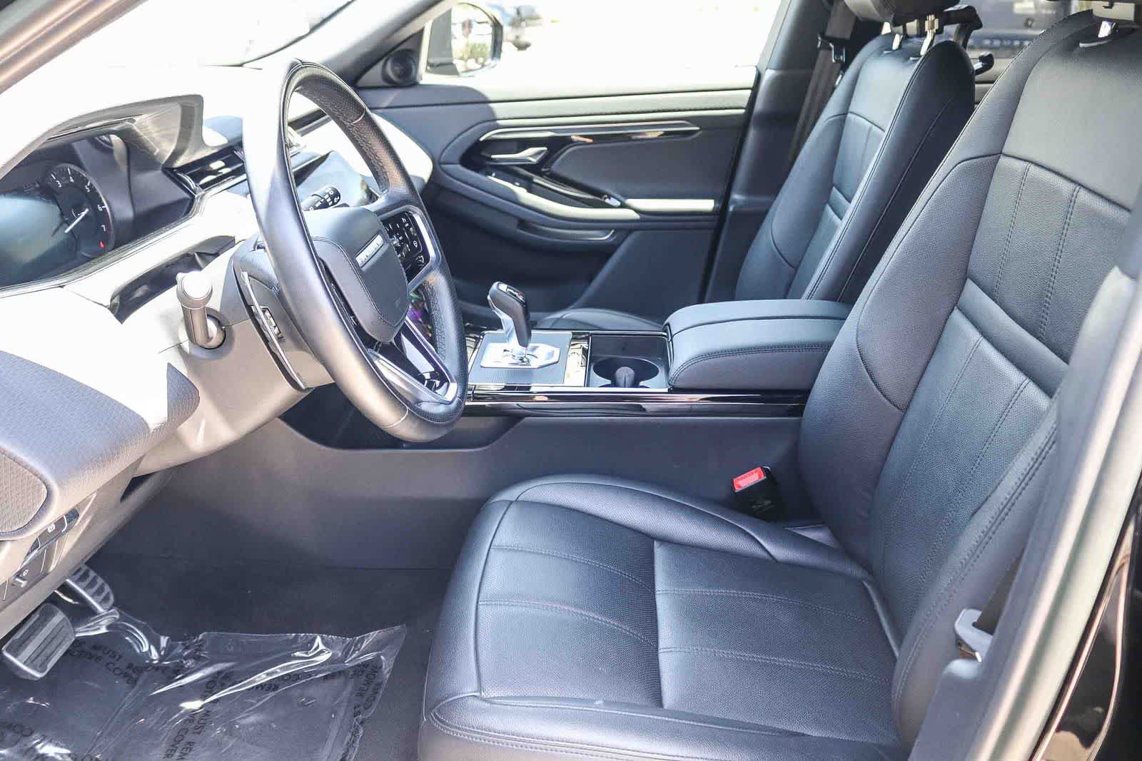 Used 2023 Land Rover Range Rover Evoque R-Dynamic S AWD/4WD image 18