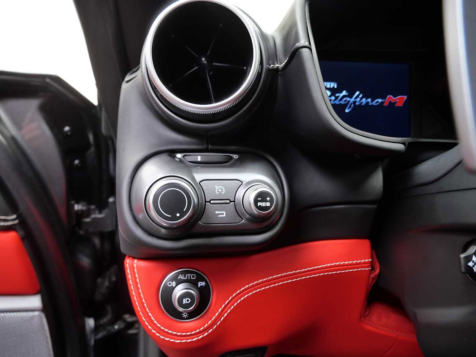 Certified 2023 Ferrari Portofino M image 26