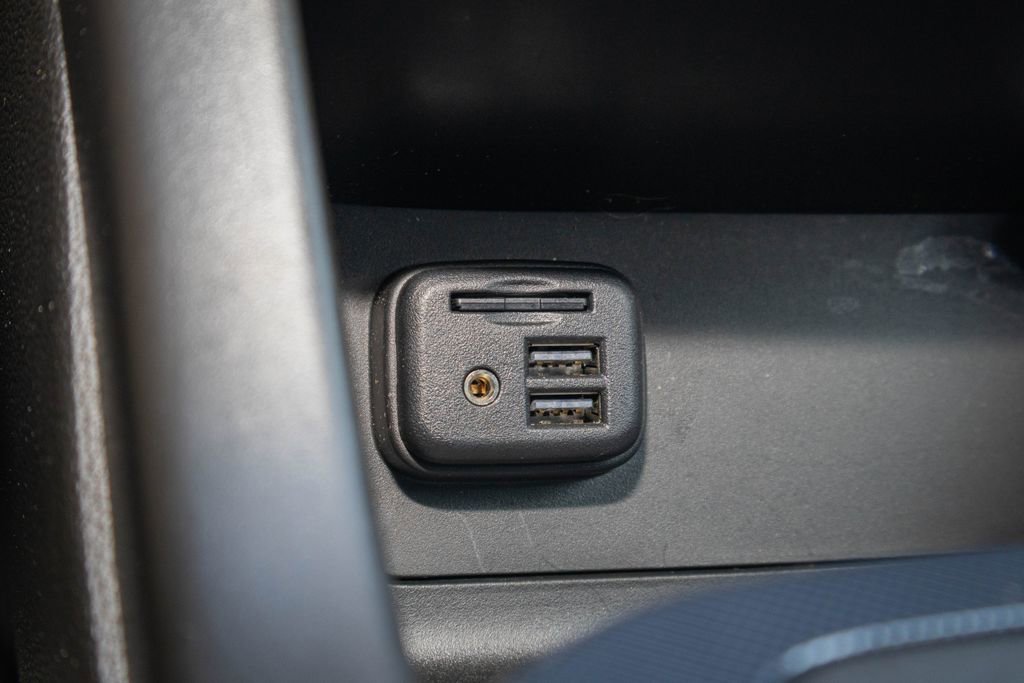 Used 2019 Chevrolet Colorado Z71 AWD/4WD image 24