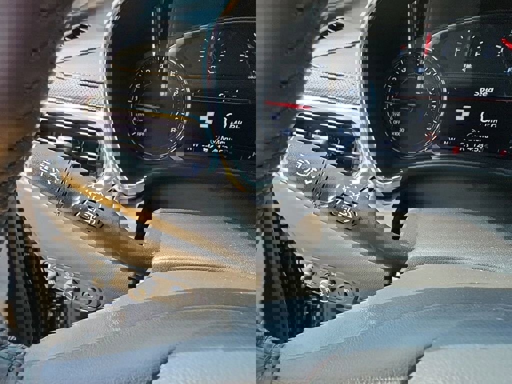 Used 2022 Chevrolet Equinox Premier AWD/4WD image 13