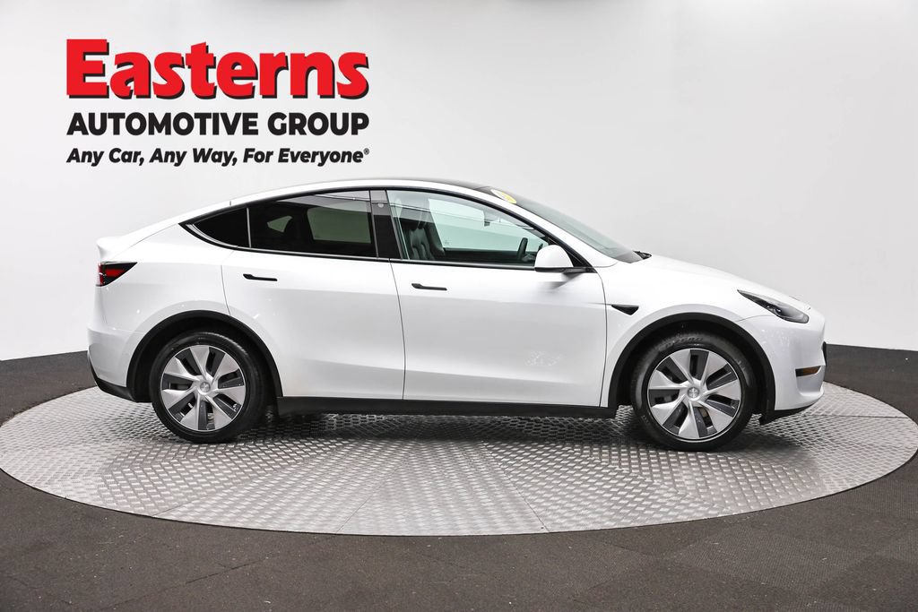Used 2021 Tesla Model Y Long Range AWD/4WD image 4