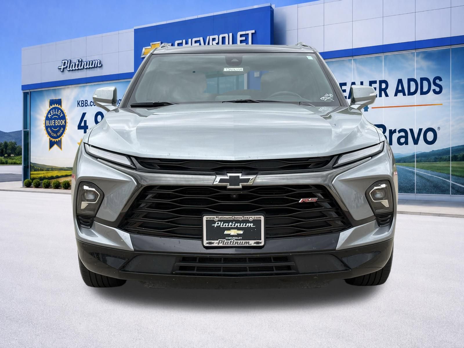Used 2025 Chevrolet Blazer RS w/ Driver Confidence II Package FWD image 2