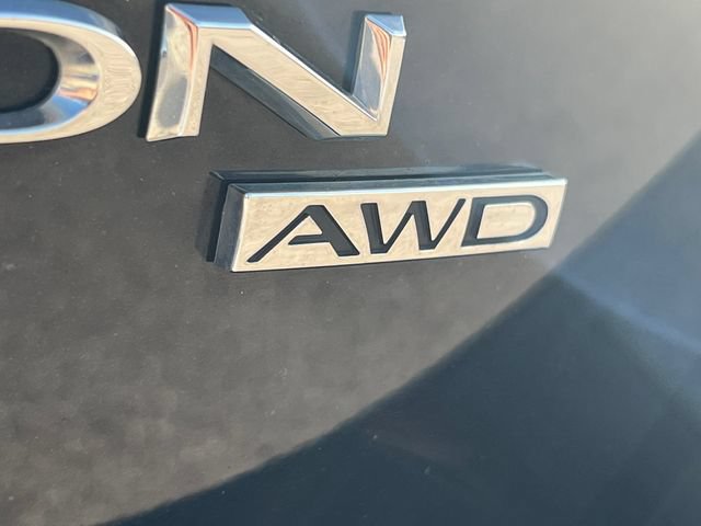 Used 2020 Buick Envision Essence AWD/4WD image 2
