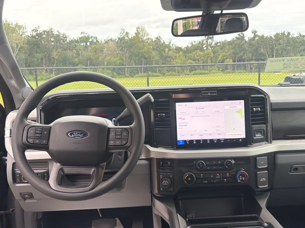 New 2027 Ford F250 XLT w/ XLT Premium Package AWD/4WD image 7