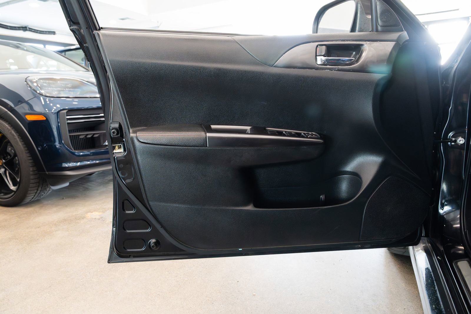 Used 2014 Subaru Impreza WRX STI image 13