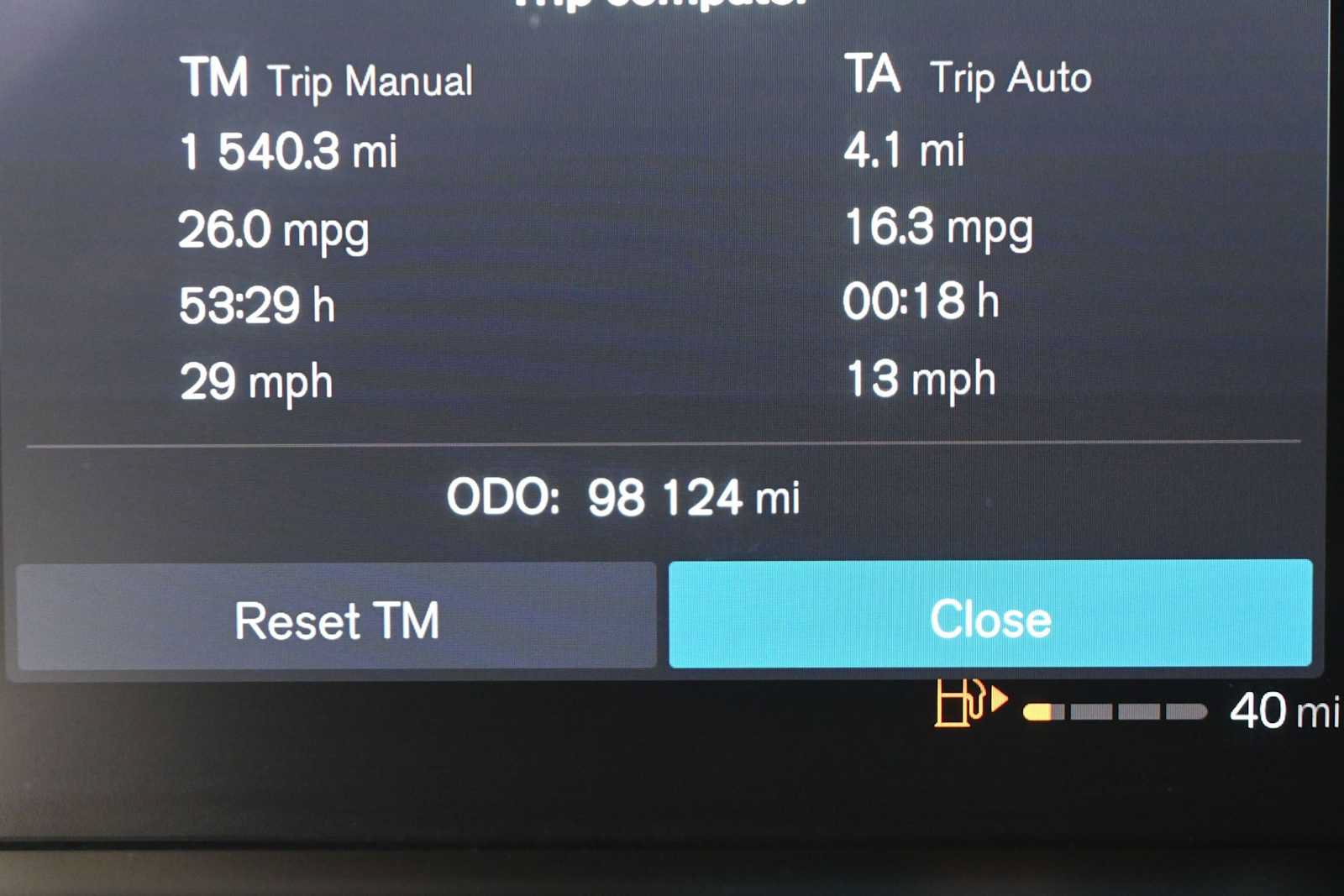 Used 2023 Volvo XC40 B5 Plus w/ Driver Assist Package AWD/4WD image 25
